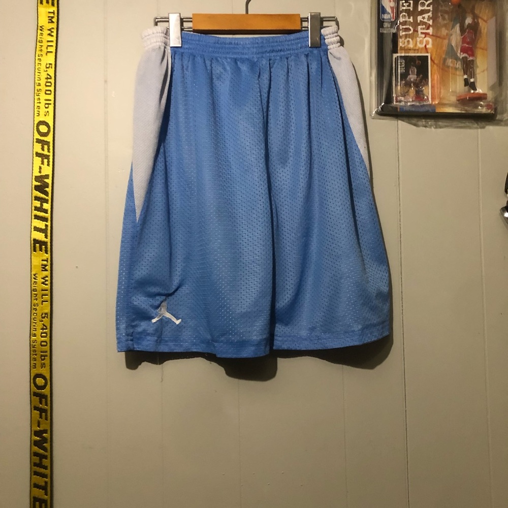 Vintage Reversible Jordan Shorts (UNC)